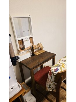 女性整体専門店 HeartChakra【ハートチャクラ】自由が丘 肩こり/リンパマッサージ/お化粧台