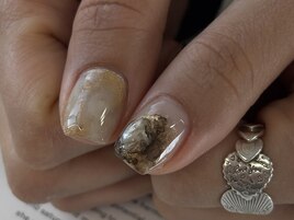鉱物ニュアンスデザイン
