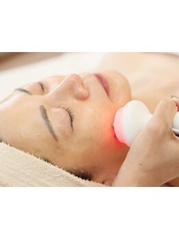 ホウレイ線・たるみ改善！予防ケア