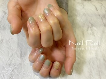 ネイルドール(Nail Doll)/塗りかけパールグリーン