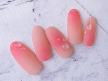 シシ(SiSi)/#桃ネイル #ピーチ #水滴ネイル