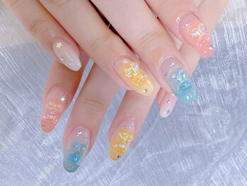 アイゴネイル 錦糸町(Aigoネイル)の写真/フォルムと、仕上がりの持ちにこだわり、ちゅるんとした爪に魅せるデザインを☆【錦糸町/チップ長さ出し】