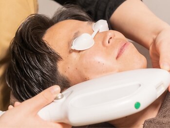 ジェムの森の写真/【 結果重視の方必見 】施術時間10分のヒゲ脱毛で毎日のヒゲ剃り・青髭とおさらば！！清潔感UPで印象UP♪

