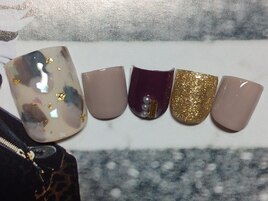 白べっ甲フットネイル