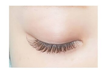 リナータ バイ シアン(Rinata by Cyan)/ブラウンフラットラッシュ/140本