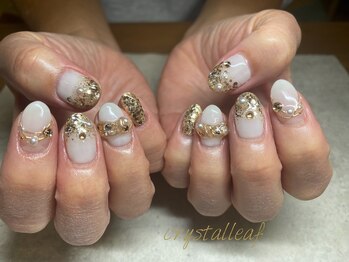 ネイルサロン クリスタルリーフ(Nailsalon Crystal Leaf)/