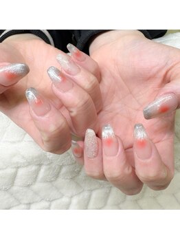 ソワ(sowa)/チークネイル