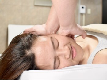 リュミエール(Lumiere)の写真/覚悟はできてる?痛いけど効く!!骨格から変わる衝撃の小顔体験。二重顎/エラ張り/顔の左右差が気になる方に!