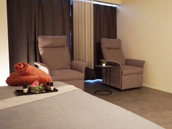 ラシェンランカ(Lashenlanka)/【店内風景】メンズオイルルーム