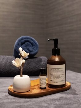 ユーユウ 大阪日本橋店(yuu柚)の写真/頭が重い,眼精疲労,頭痛,不眠に◎"オールハンドヘッドスパ×漢方アロマ"で巡りを整え、極上の睡眠体験を♪