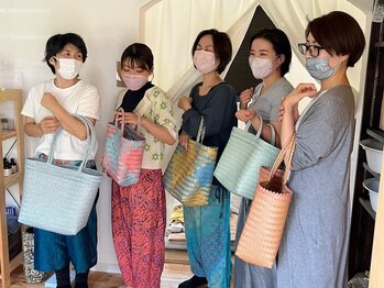 スアイロム(SuayLom)/仲良し