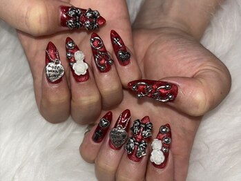 サロン ロワ(Salon Rowa)の写真/フィルイン対応◎トレンドを仕込んで、主役級に可愛い指先へ！パーツも豊富だから個性派デザインもお任せ♪