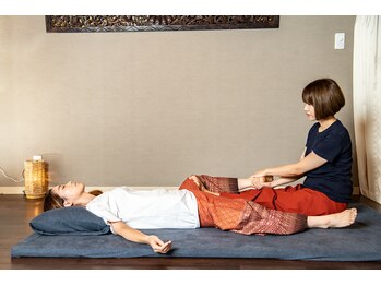 ワイガーデン 池袋店/タイ古式マッサージ☆あおむけ