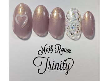 ネイルルーム トリニティ(Nail Room Trinity)/150種類以上選べるアート付