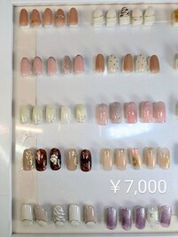 定額ネイルデザイン　¥7,000