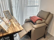 シエール 池袋東口店(ciere)の雰囲気（フットはふかふかのソファでお寛ぎください♪[池袋/ニュアンス]）