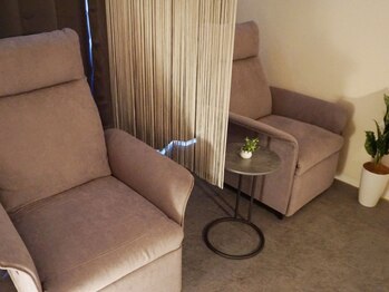 ラシェンランカ(Lashenlanka)/【店内風景】メンズオイルルーム