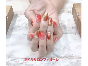 ネイルサロン フィオーレの写真/ジェルの長さ出しで叶える、上品で華やかなお手元へ!どんなお悩みもすらりと伸びた美しい指先に大変身♪