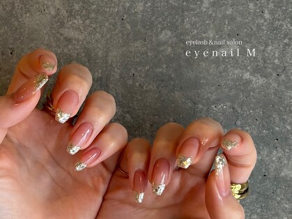 アイネイル エム(eyenail M)の写真