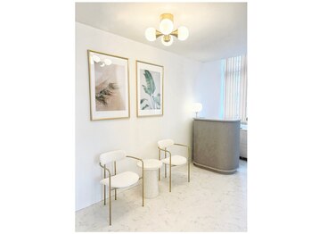 フルリール(FLEURIR)