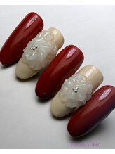 ユウネイル(YOU由NAIL)/ぷっくり立体お花ネイル