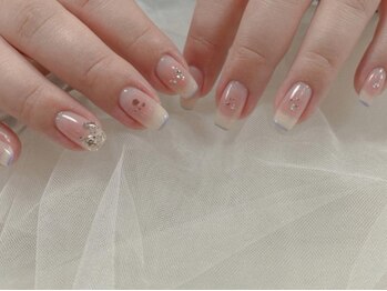 ザラボアングゥ(The Labo ungu)/チークネイル