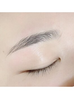 ユー アイズ(u eyes)/描かなくてもいい眉毛に★