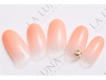 ラルナ ネイルアンドアイラッシュサロン(LA LUNA nail & eyelash salon)/23年7月8月◇定額ナチュラル◇