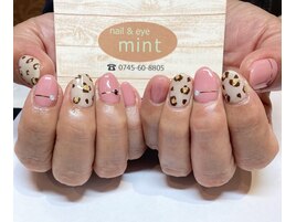 ヒョウ柄ネイル