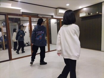 ともさか整体院/鴻池新田ダンス 東大阪市ダンス