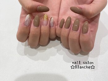 アシンメトリーネイル