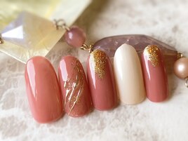 大人かわいいネイル