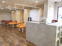 かわさき整骨院/受付カウンター