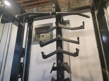 クク(KUKU)/ラットプルダウン