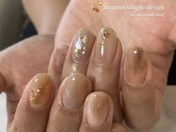 シュテルン(STERN)/秋ネイル