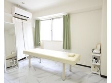 美容整体院 りょうの雰囲気（決して広くはないですが、清潔感溢れる空間にしております）