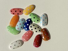 アールドットネイル(R._nail)の雰囲気（組み合わせ無限ホロネイル●カラフルホロ多数）