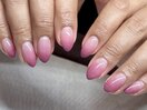 ピンクグラデーションネイル