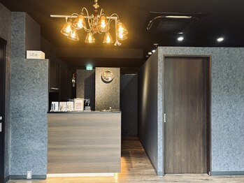 ロエ(ROE)/店内落ち着いた空間♪