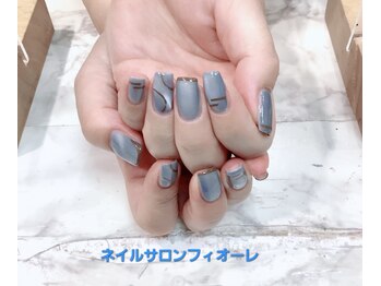 ネイルサロン フィオーレの写真/選べるカラーや豊富なデザインでキラリと光る個性的な指先に☆理想のデザインにカスタマイズOK!