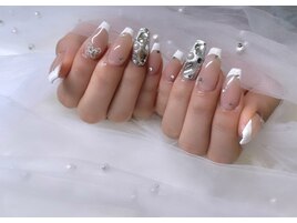 【ワンホン】白フレンチネイル