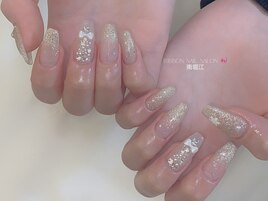 【超キラキラネイル】