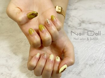 ネイルドール(Nail Doll)/アシメインクニュアンス