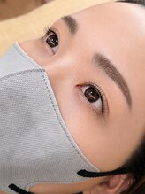 エムイニョン(m.Inyeon)/上まつげパーマ