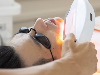 ソイ(Soi)の写真/【男性にも大人気ヒゲ脱毛★】美容にこだわりを持ったプロの施術で清潔感あふれる速攻ツルスベ肌に！