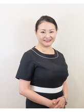 エフブルーム・コルアンティ(f'bloom Corrantil.) 安里 景子