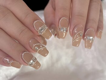 エミリア(EMILIA)/韓国・ワンホン・アートデザイン