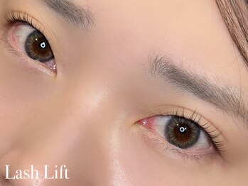 ネロリ バイ エイティスト(neroli by 8ist)/ラッシュリフト［新宿/新宿駅］