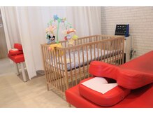 骨盤整体×サロン 堺市美原区/ベビーベッド風景