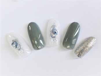 グラビス ライラ(Gravis Laila)/*Gravis定額コース*